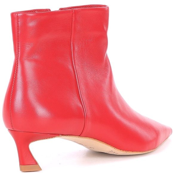 NWOB $140 Gianni Bini, the Georgina Leather Kitten Heel Booties - Picture 9 of 12